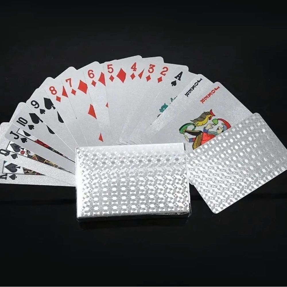 ‎DECADENT SILVER PLAYING CARDS - Picture 3 of 4